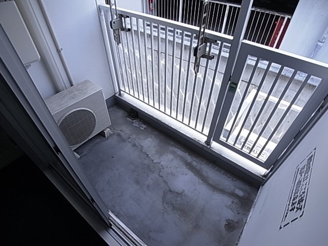 神戸市長田区片山町５丁目の賃貸マンションのバルコニー