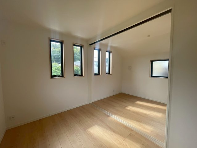 横浜市泉区岡津町 新築戸建て【仲介手数料無料】カースペース2台