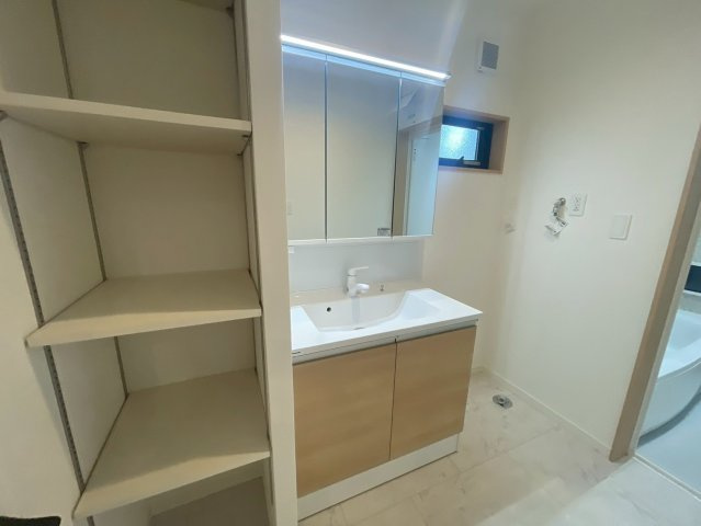 横浜市泉区岡津町 新築戸建て【仲介手数料無料】カースペース2台