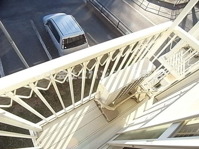 【バルコニー】 | ド・フィール白旗 | バルコニーです