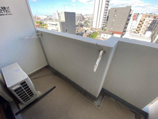 【バルコニー】 | アンピールメゾン九大前 | 別号室の写真になります。現況優先。