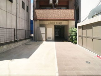 【エントランス】