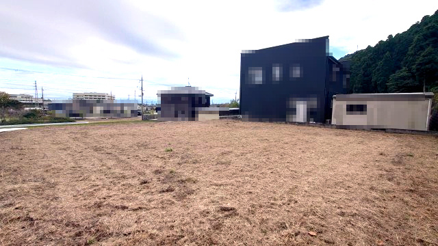 高島市城山台2丁目102坪土地の外観