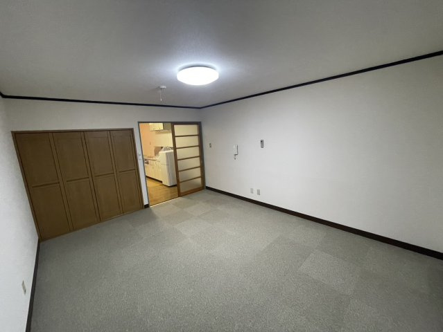 ウスイハイツBの居間・リビング