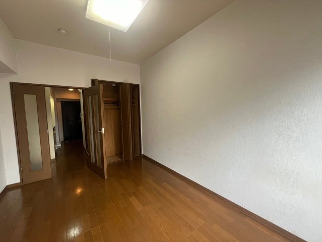 YKマンションの居間・リビング|使いやすい居間です