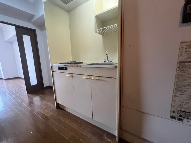 YKマンションのキッチン|コンパクトなキッチンで掃除もラクラク