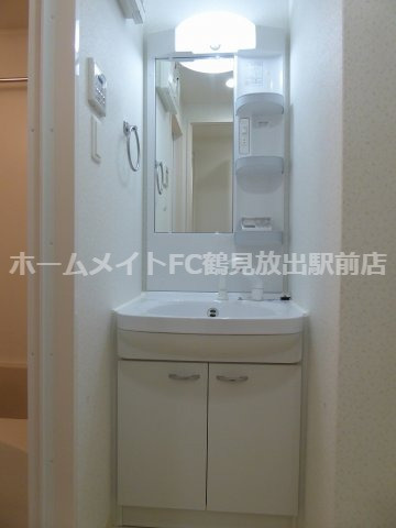 大阪市東成区深江北２丁目の賃貸マンションの洗面所