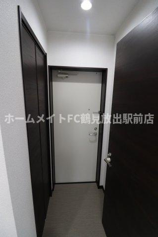 大阪市鶴見区横堤１丁目のアパートの玄関