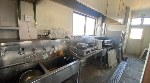 野洲市小南　店舗事務所の内装