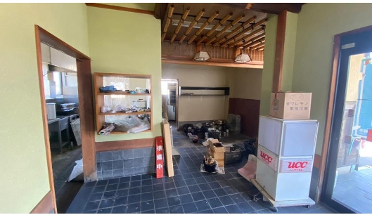 野洲市小南　店舗事務所の内装