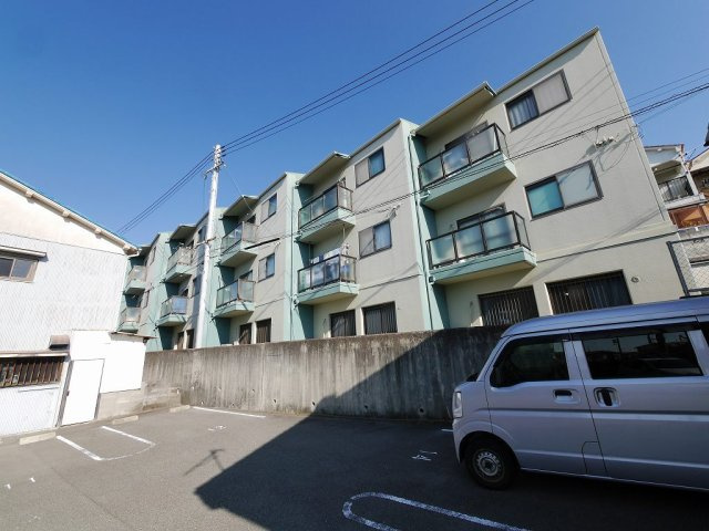 ロイヤル東垂水の外観