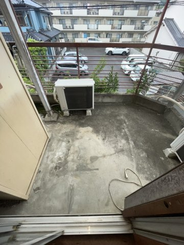 柏原市太平寺１丁目の一戸建てのバルコニー