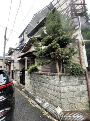 柏原市太平寺１丁目の一戸建ての外観