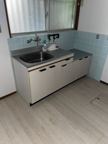 柏原市太平寺１丁目の一戸建てのキッチン