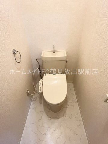 大阪市鶴見区安田１丁目のハイツのトイレ