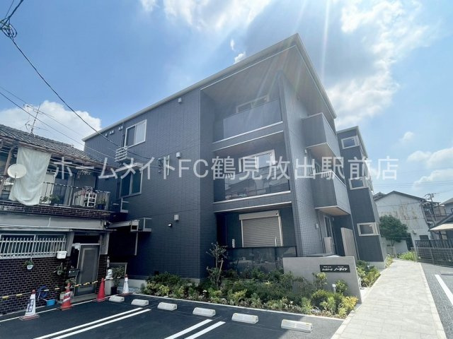 大阪市鶴見区今津南４丁目のハイツの外観