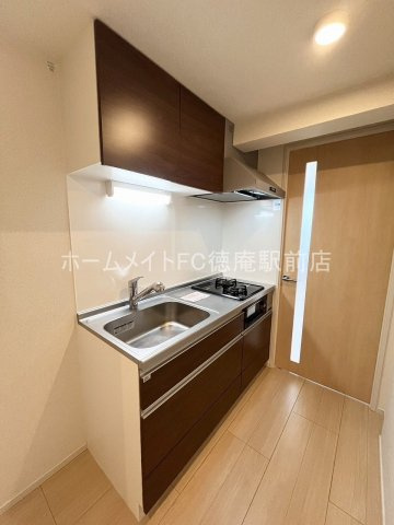 東大阪市長田西３丁目の賃貸マンションのキッチン