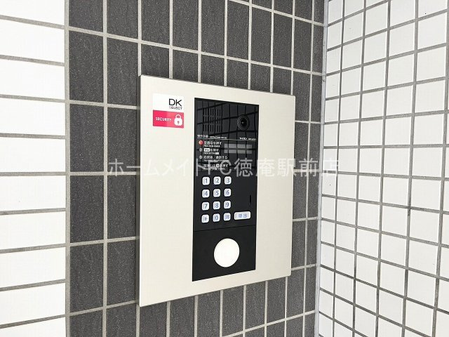東大阪市長田西３丁目の賃貸マンションのセキュリティ
