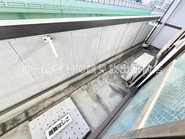 東大阪市川俣３丁目の賃貸マンションのバルコニー
