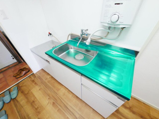 【キッチン】 | 春日居ライフピアマンション 4階 内装一新 各戸に温泉引込 | 新品交換済み