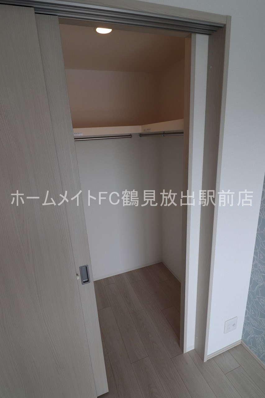 大阪市鶴見区茨田大宮４丁目の賃貸マンションの収納