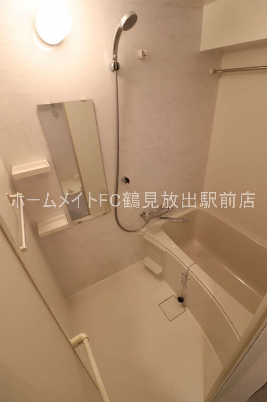 大阪市鶴見区茨田大宮４丁目の賃貸マンションの浴室