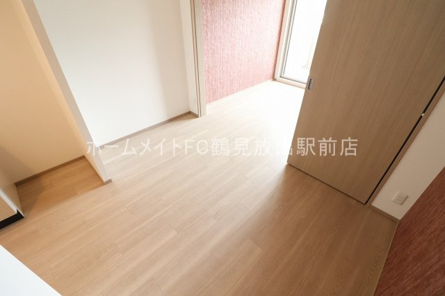 大阪市鶴見区茨田大宮４丁目の賃貸マンションの居間・リビング