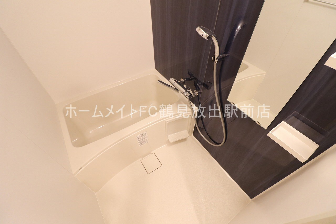 大阪市鶴見区茨田大宮４丁目の賃貸マンションの浴室