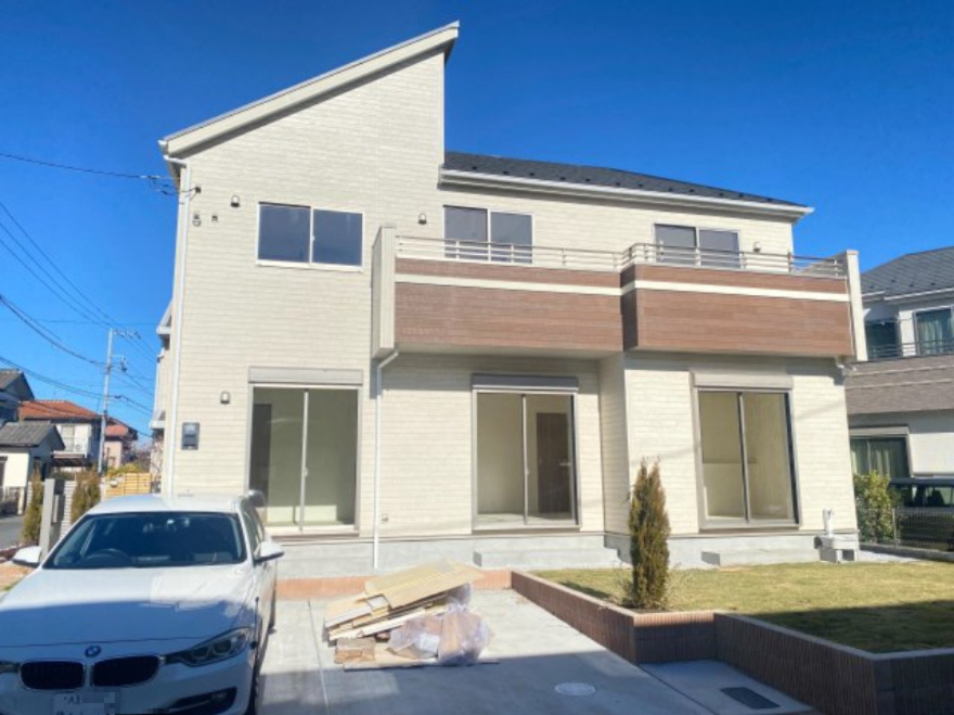 祝：成約済み　八王子市　泉町　新築戸建て　の外観|第一種低層の住宅エリア。近隣は八王子の穏やかな街並みが広がります。～仲介手数料無料☆八王子ひなた不動産～八王子市泉町　新築戸建て