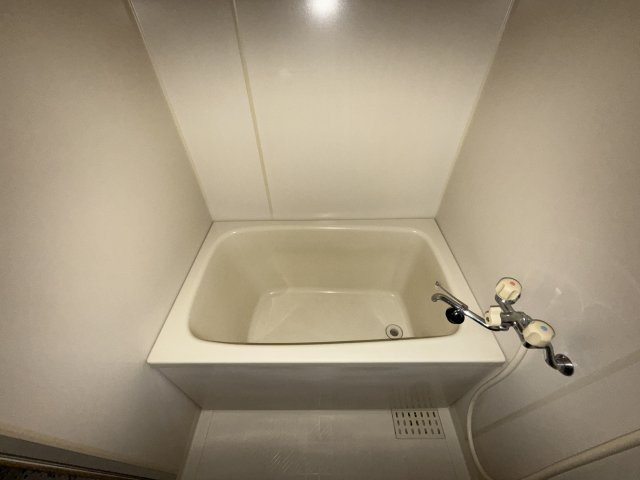 姫路市岡田の賃貸マンションの浴室