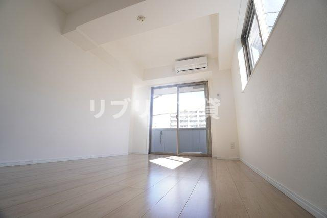 PARK MINATO本千葉の居間・リビング