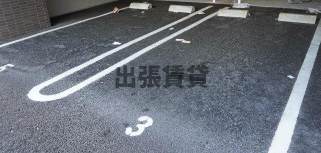 仲介手数料0！！チェルトヴィータの駐車場