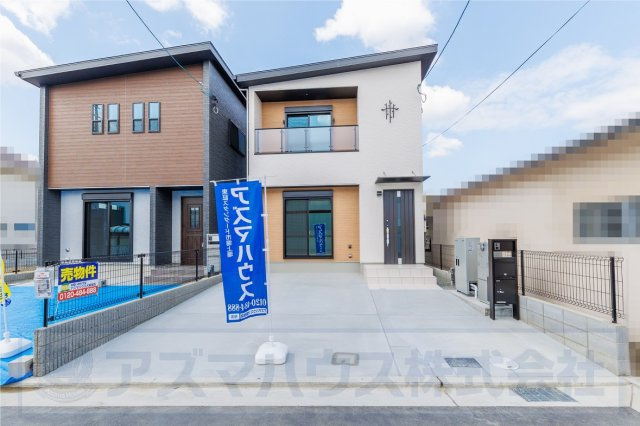 【外観】 | ライフフィールド美原区黒山　1号地 | 【ライフフィールド美原区黒山　1号地】長期優良住宅＋耐震・制震構造で仕様面も安心！住んでからの快適性も追求したお家！