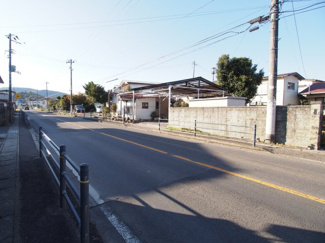 【前面道路含む現地写真】