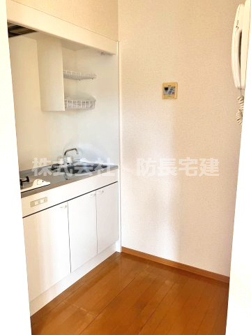 セジュールiのキッチン|コンパクトなキッチンで掃除もラクラク