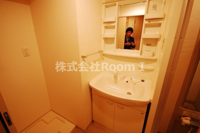 【独立洗面台】 | エイペックス上本町 | 朝の支度にも助かる、独立の洗髪洗面化粧台