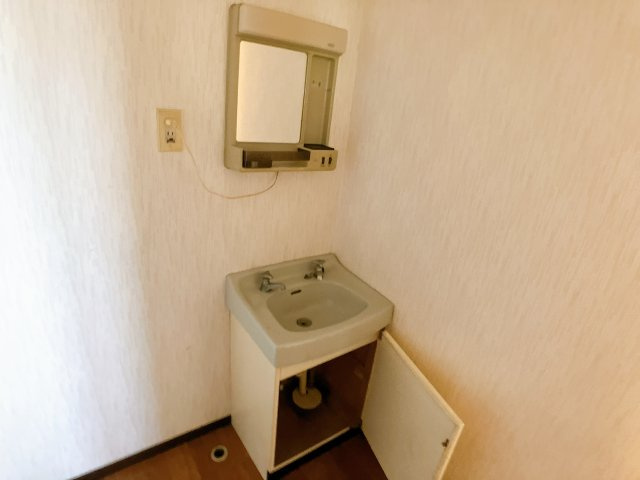 岡戸アーバンハイツの洗面所