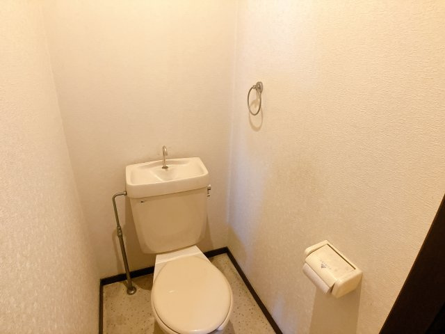 岡戸アーバンハイツのトイレ