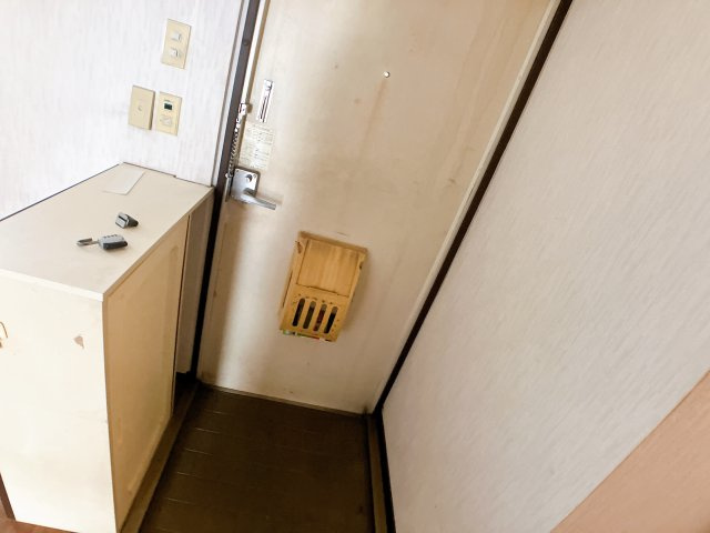 岡戸アーバンハイツの玄関