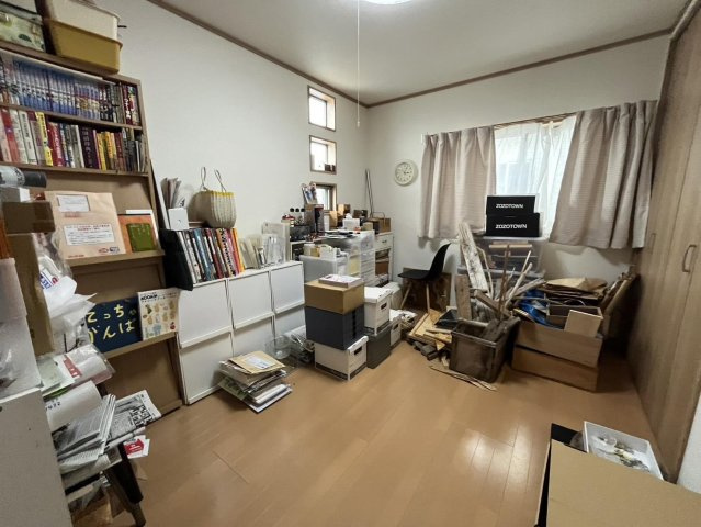 大津甲　中古戸建の洋室