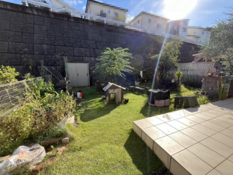 大津甲　中古戸建の庭