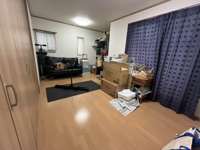 大津甲　中古戸建の洋室