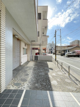 ホリホックイン元浜のエントランス