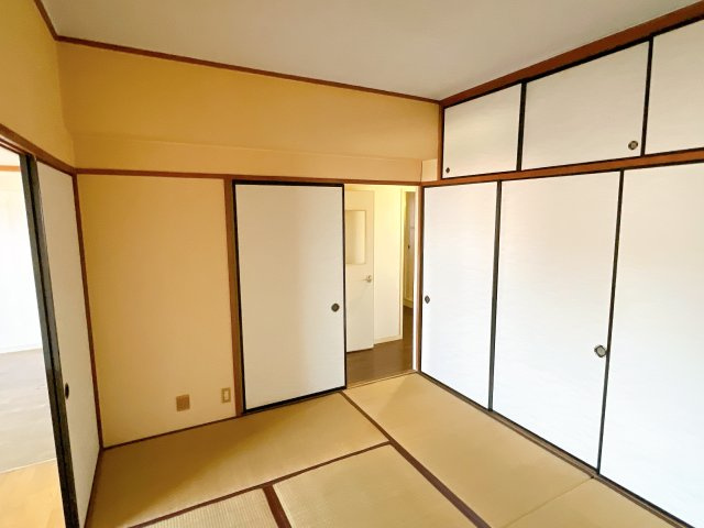 レジデンスひまわりの和室