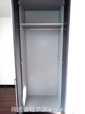 【その他】 | ル・ボヌール | リビング収納