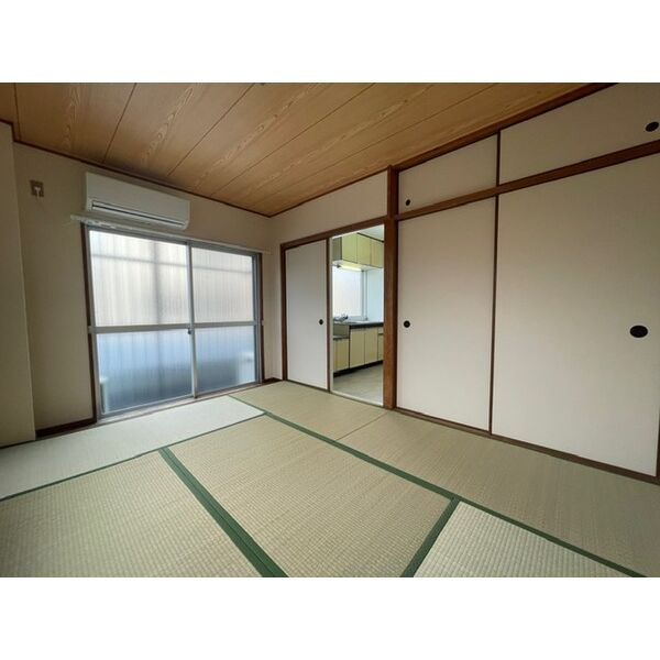 阪神住吉駅前ビルの内装
