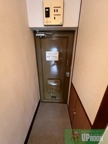 丹羽ビルの玄関