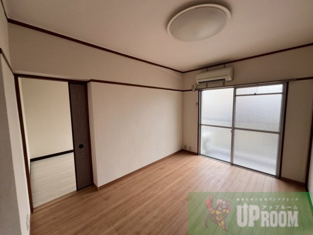 丹羽ビルの居間・リビング