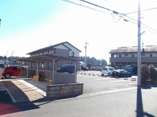 【駐車場】