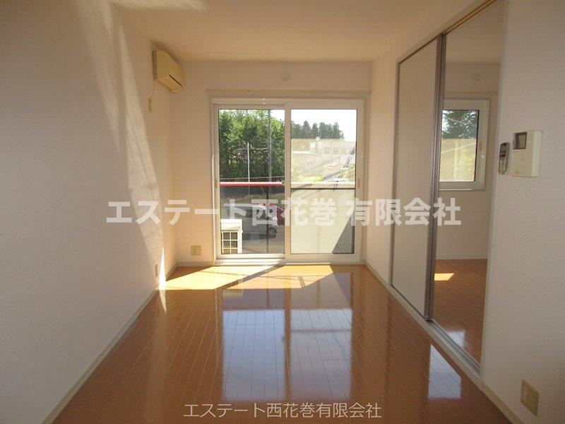 パレス・アザレア Cの居間・リビング